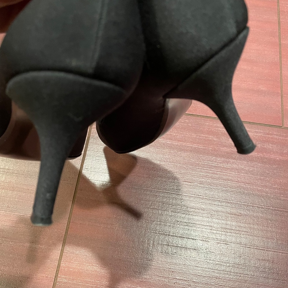 Stuart Weitzman Rhinestone Ring Pumps - image 7